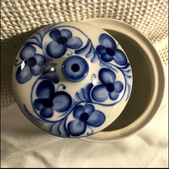 💂🏻Traditional Russian Gzhel Pottery Casket💂🏻 - Picture 3 of 9